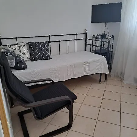Apartment Andrejka Pakostane