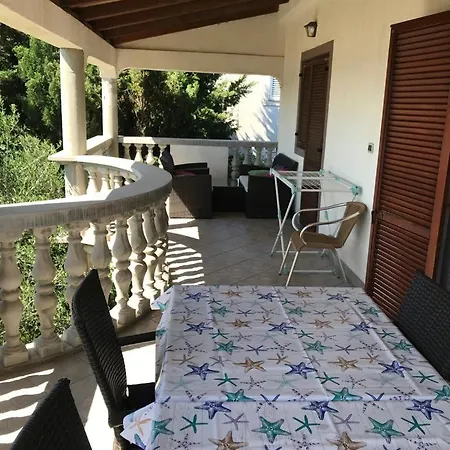 Andrejka Appartement Pakoštane